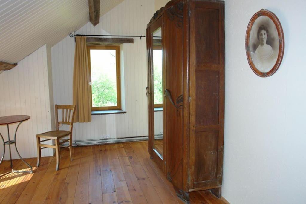 Lovely Rural And Quiet Farmhouse With Natural Swimming Lake Parsac 외부 사진
